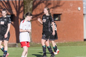 Bild 106 - wBJ SV Wahlstedt - SV Henstedt Ulzburg : Ergebnis: 0:1